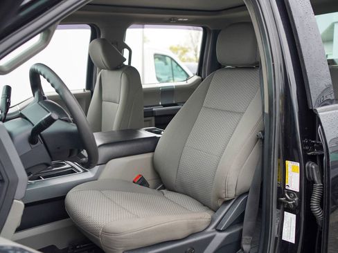 Used 2022 Ford F250 XLT w/ XLT Premium Package AWD/4WD image 20
