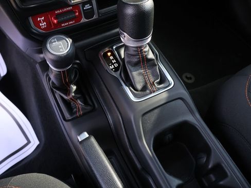 Used 2023 Jeep Gladiator Mojave w/ Trailer Tow Package image 34