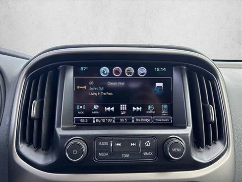 Used 2016 Chevrolet Colorado Z71 RWD image 10