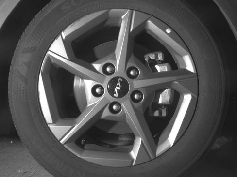 Used 2025 Kia K4 LXS FWD image 13