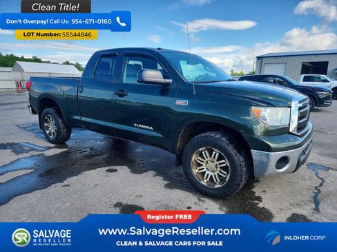 Used 2011 Toyota Tundra 4x4 Double Cab w/ Tow Pkg image 5