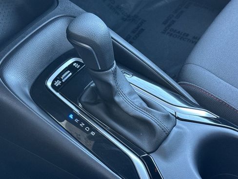 Certified 2025 Toyota Corolla SE FWD image 20