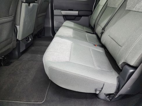 Used 2024 Ford F250 XLT image 32