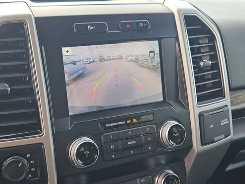 Used 2019 Ford F150 Lariat w/ Equipment Group 502A Luxury image 14