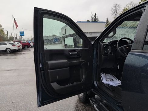 Used 2021 Chevrolet Silverado 2500 Custom w/ Custom Value Package AWD/4WD image 23