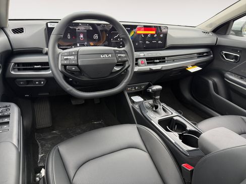 New 2026 Kia K4 EX image 15