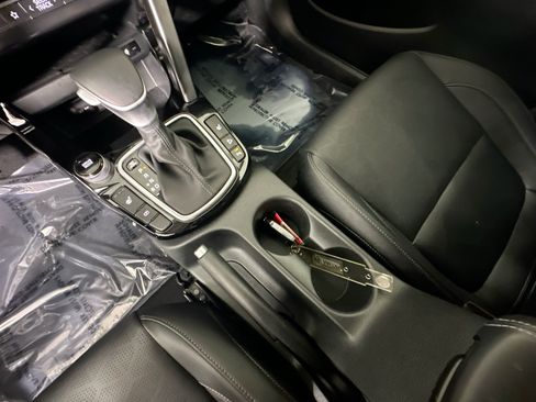 Used 2025 Kia Seltos EX FWD image 22