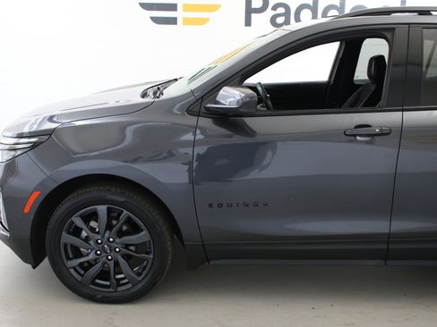 Used 2023 Chevrolet Equinox RS w/ LPO, Floor Liner Package FWD image 4