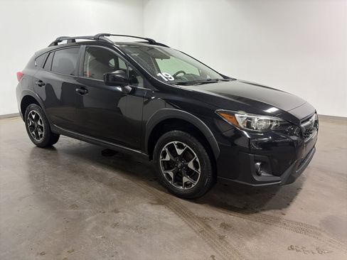 Used 2019 Subaru Crosstrek 2.0i Premium AWD/4WD image 2