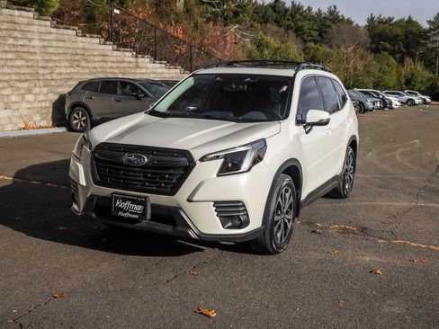 Used 2023 Subaru Forester Limited image 11