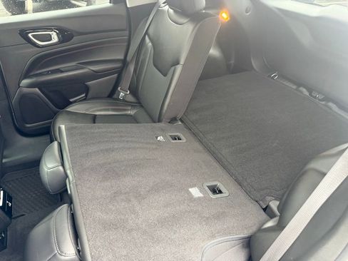 Used 2022 Jeep Compass Trailhawk w/ Trailhawk Convenience Group image 38