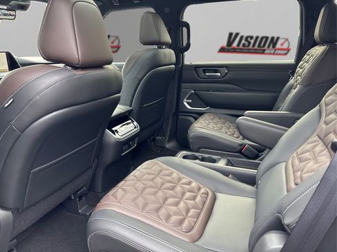 New 2026 Nissan Armada Platinum Reserve AWD/4WD image 9