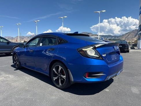 Used 2016 Honda Civic Touring image 8
