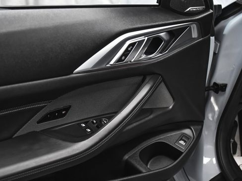 Used 2023 BMW M4 xDrive Competition image 10