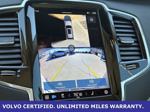Certified 2024 Volvo XC90 B5 Plus w/ Protection Package Premier image 18