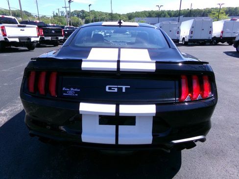 Used 2020 Ford Mustang GT Premium w/ Equipment Group 401A RWD image 9