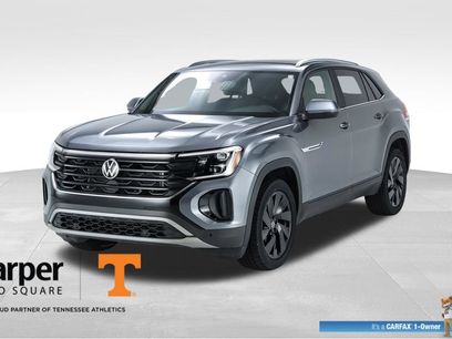 Used 2024 Volkswagen Atlas Cross Sport SE w/ Panoramic Sunroof Package