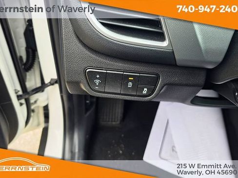 Used 2024 Kia Seltos LX AWD/4WD image 16