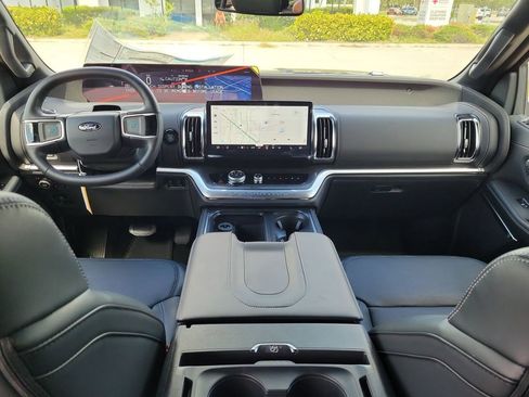 New 2026 Ford Expedition Max Platinum AWD/4WD image 15