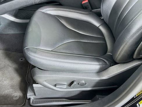 Certified 2023 Lincoln Nautilus FWD w/ Premium Package image 23