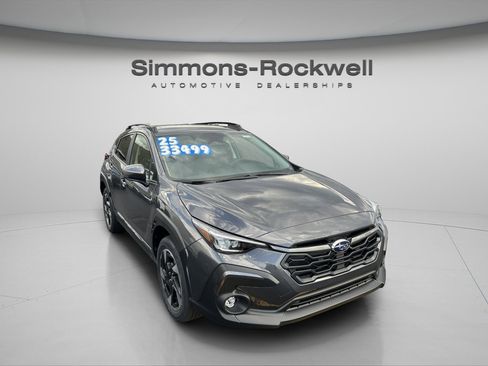 Used 2025 Subaru Crosstrek 2.5i Limited image 3
