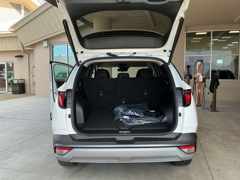 New 2026 Hyundai Tucson SEL AWD/4WD image 14