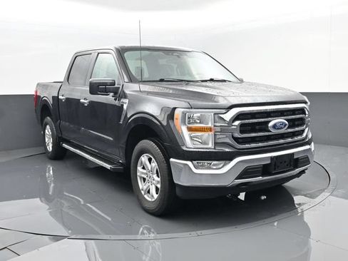 Used 2022 Ford F150 XLT w/ XTR Package AWD/4WD image 3