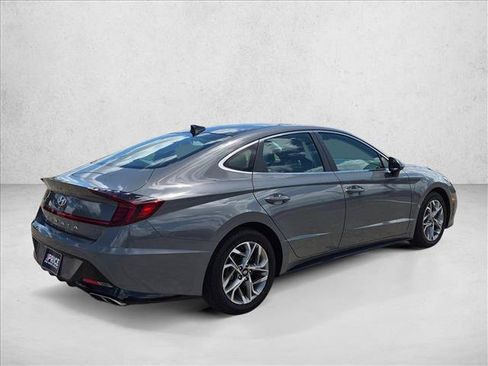 Used 2023 Hyundai Sonata SEL w/ Convenience Package FWD image 5