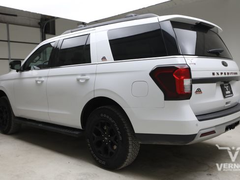 Used 2022 Ford Expedition Timberline AWD/4WD image 3
