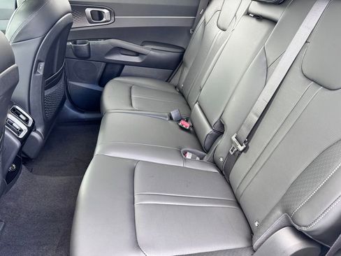 New 2026 Kia Sorento S w/ S Panoramic Sunroof Package FWD image 25