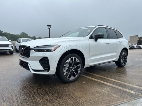 New 2026 Volvo XC60 B5 Plus w/ Protection Package Premier image 3