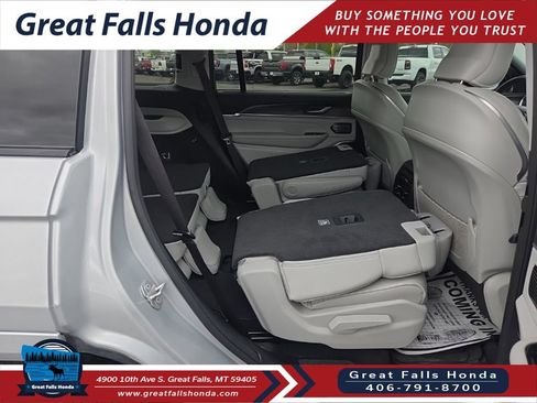 Used 2021 Jeep Grand Cherokee L Overland w/ Advanced Protech Group III AWD/4WD image 18