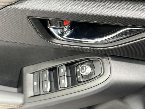 Certified 2025 Subaru Crosstrek 2.5i Limited w/ Crosstrek Mirror Package image 13