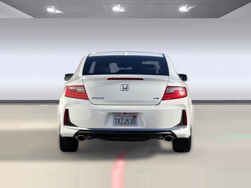 Used 2017 Honda Accord EX-L image 10