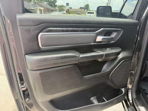 Used 2019 RAM 1500 Big Horn RWD image 16