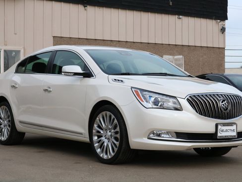 Used 2014 Buick LaCrosse Premium w/ Driver Confidence Package image 5
