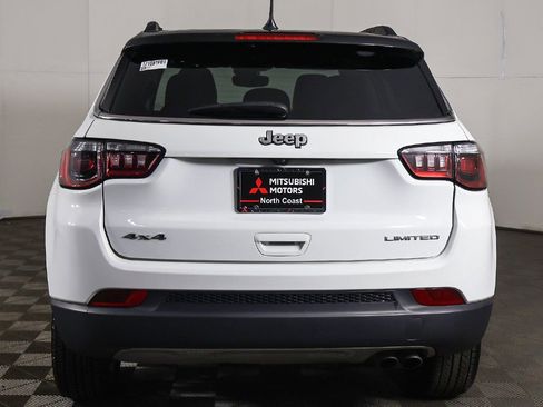 Used 2022 Jeep Compass Limited AWD/4WD image 12