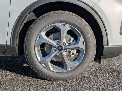 New 2026 Ford Escape ST-Line w/ Tech Pack #1 image 9