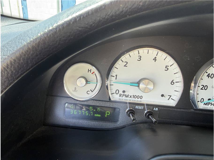 Used 2003 Ford Thunderbird RWD image 18