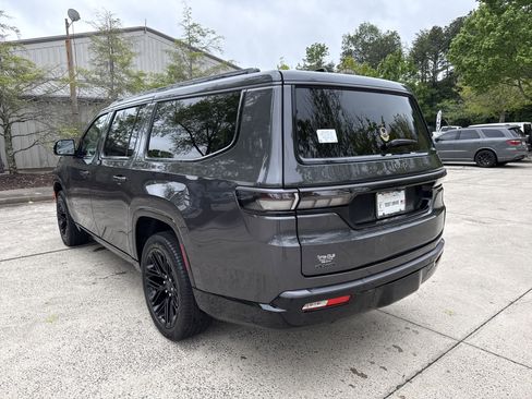 New 2026 Jeep Grand Wagoneer L Limited AWD/4WD image 5