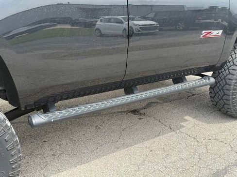 Used 2019 Chevrolet Tahoe LS AWD/4WD image 9