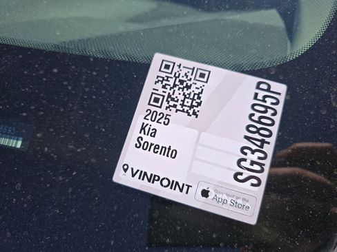 Used 2025 Kia Sorento S w/ Panoramic Sunroof Package FWD image 35