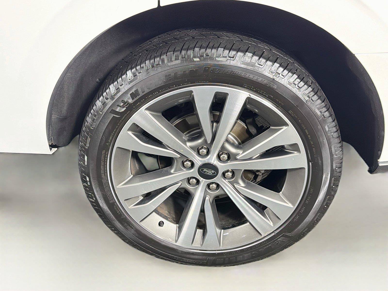Used 2020 Ford Expedition Limited w/ Equipment Group 302A AWD/4WD image 37