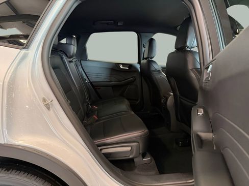 New 2026 Ford Escape ST-Line w/ Tech Pack #1 AWD/4WD image 16