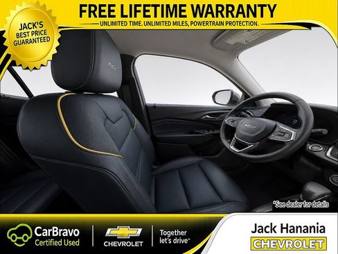 Used 2024 Chevrolet Trax ACTIV w/ Sunroof Package FWD image 10