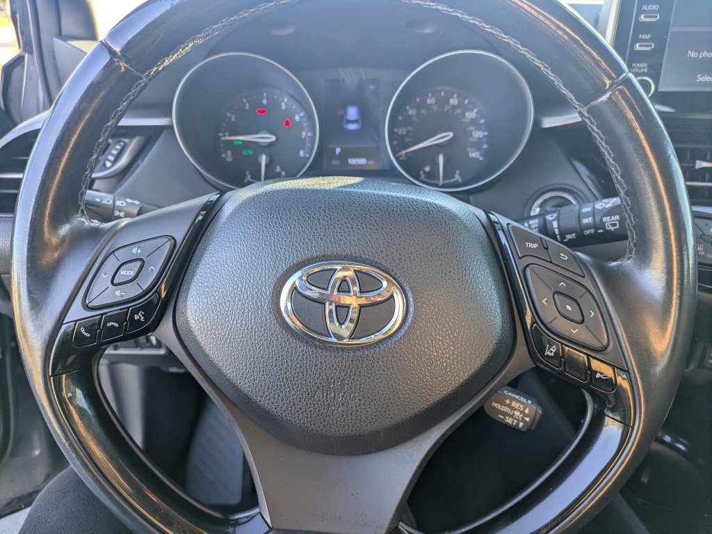 Used 2019 Toyota C-HR XLE FWD image 20