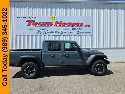 New 2026 Jeep Gladiator Rubicon w/ Steel Power Dome Hood Package