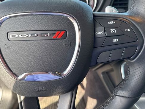 Used 2016 Dodge Challenger R/T image 30