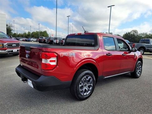 New 2025 Ford Maverick XLT w/ XLT Luxury Package image 11