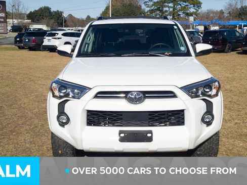 Used 2022 Toyota 4Runner SR5 image 3